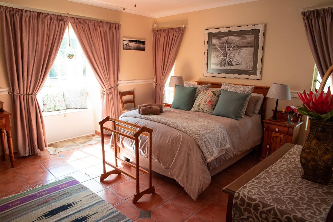 Roses And Pebbles B & B Guest House Klerksdorp Exterior foto